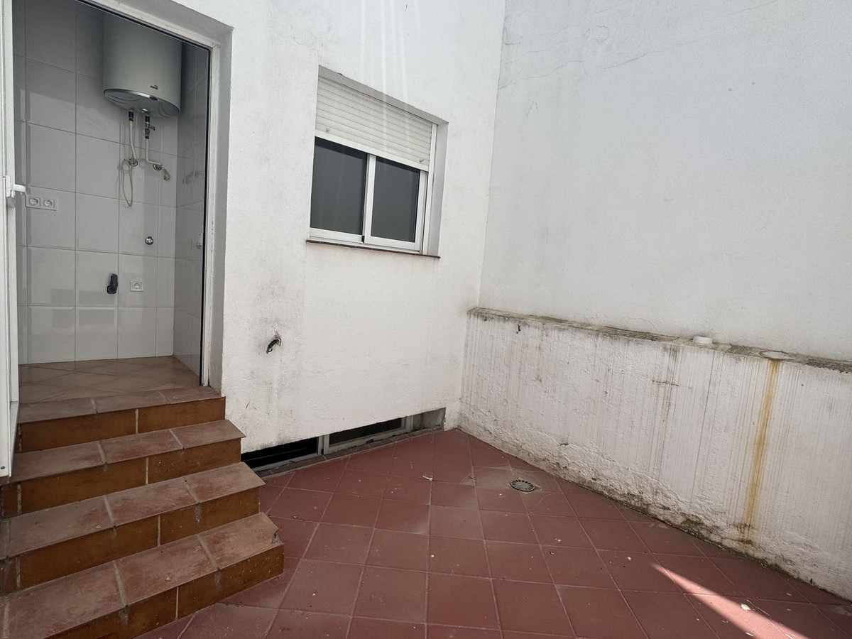 Middle Floor Apartment bilde 8