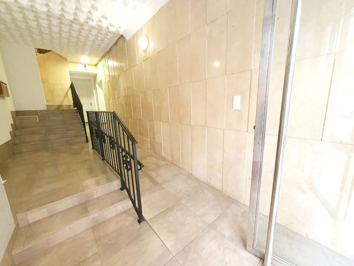 Middle Floor Apartment bilde 15
