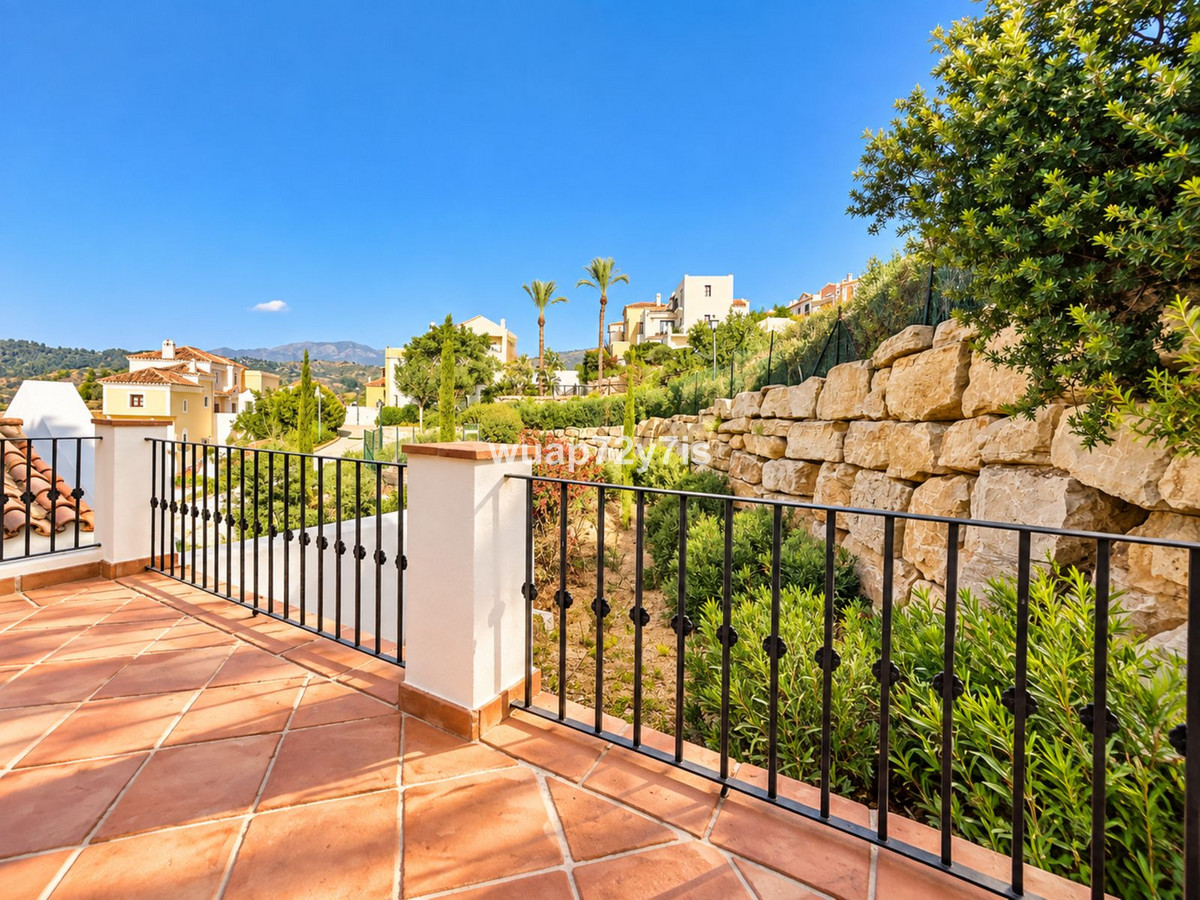 Semi-Detached House bilde 27