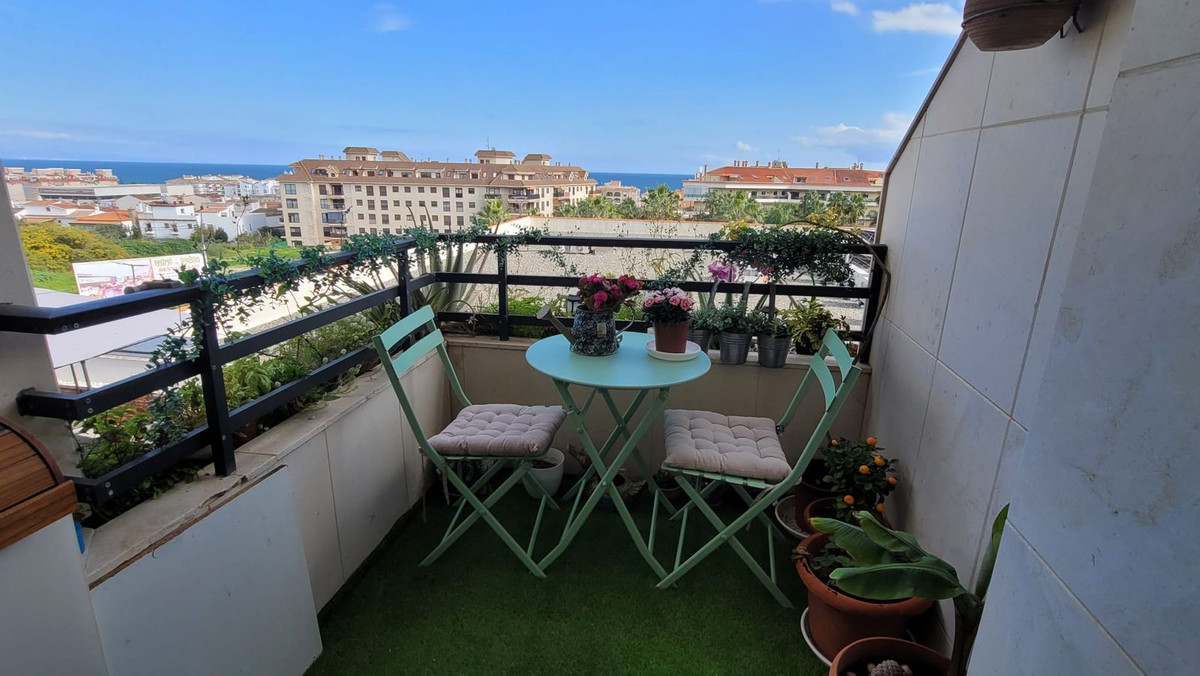 Middle Floor Apartment bilde 1