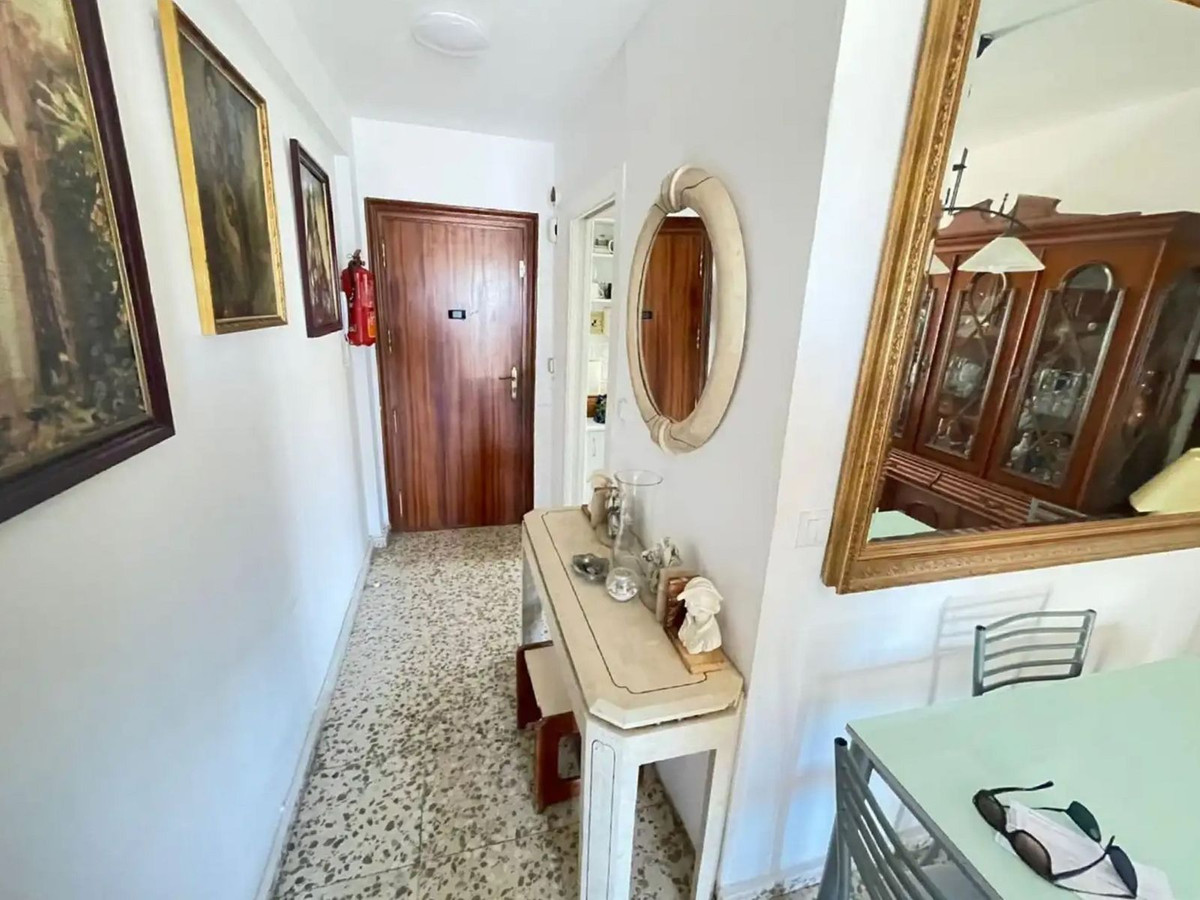 Middle Floor Apartment bilde 17