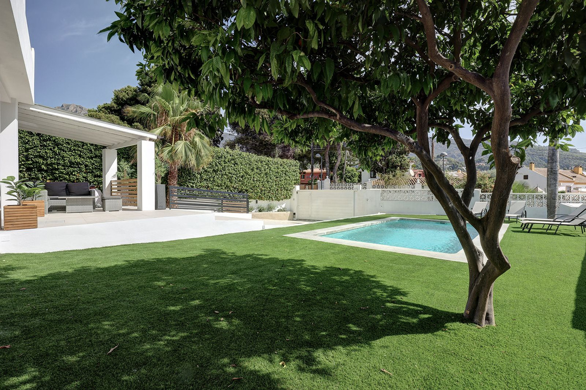 Detached Villa bilde 25