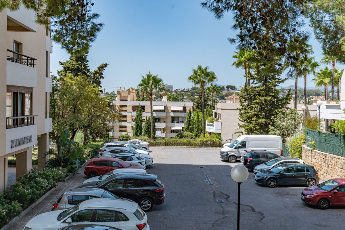 Middle Floor Apartment bilde 30