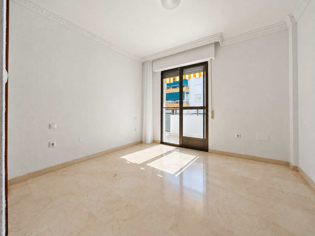 Middle Floor Apartment bilde 15