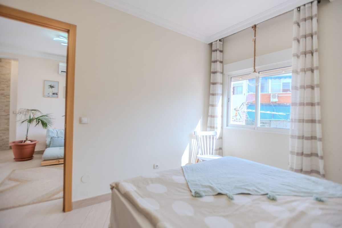 Middle Floor Apartment bilde 13