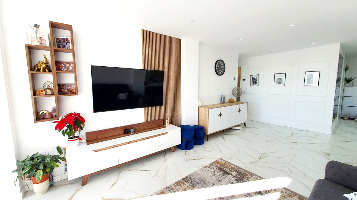Middle Floor Apartment bilde 14