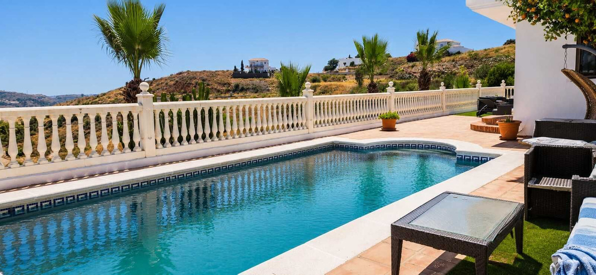 Detached Villa bilde 1
