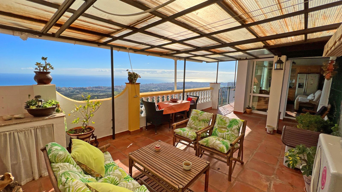 Detached Villa bilde 1