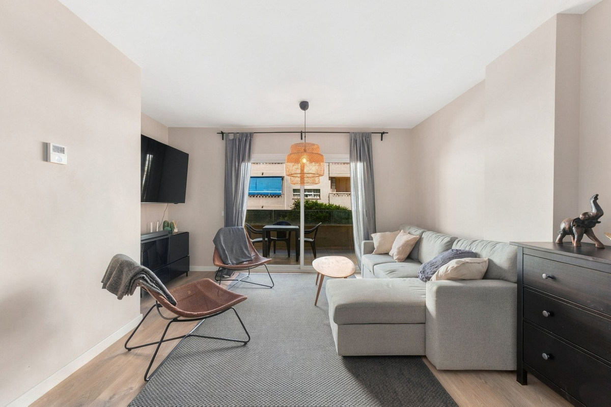 Middle Floor Apartment bilde 10