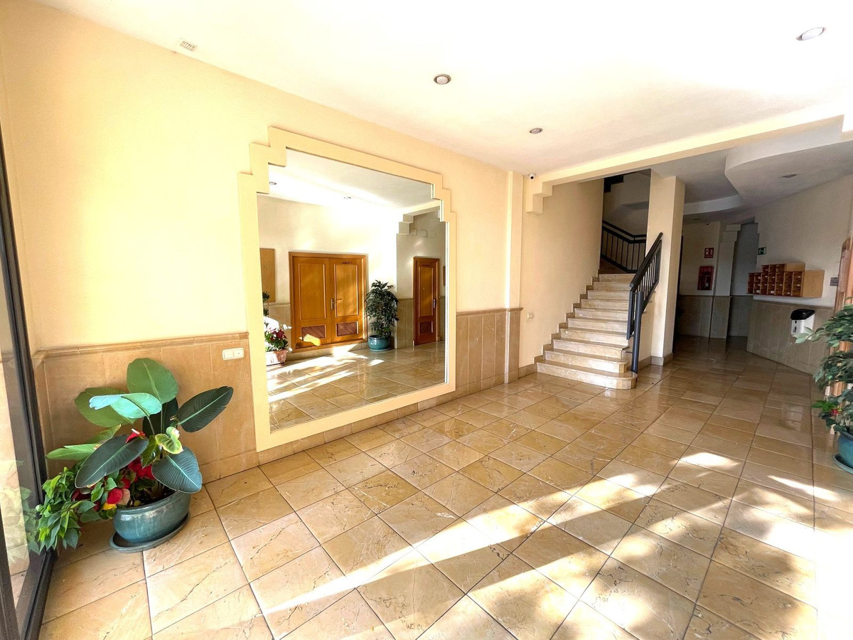Middle Floor Apartment bilde 21