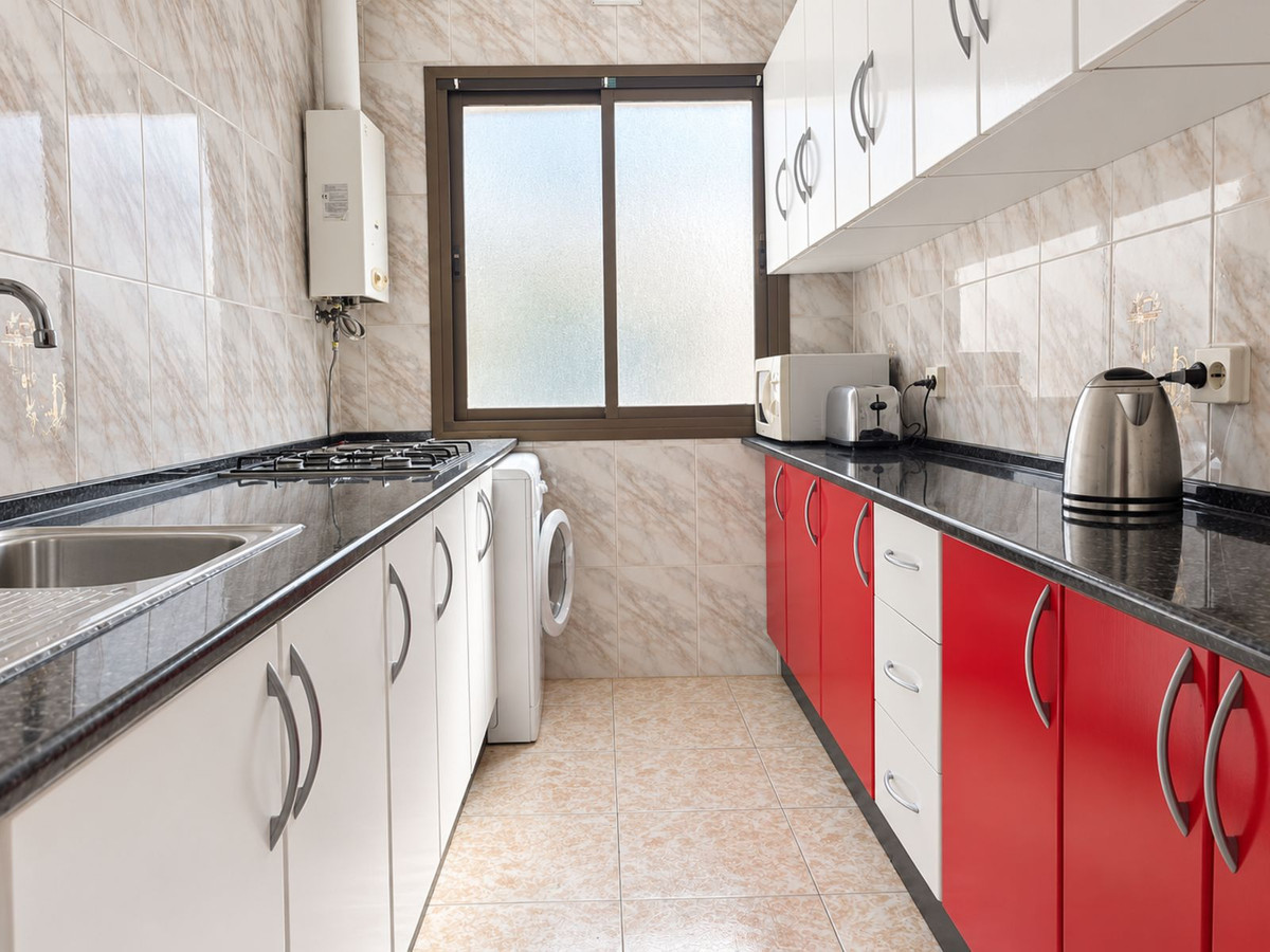 Middle Floor Apartment bilde 4